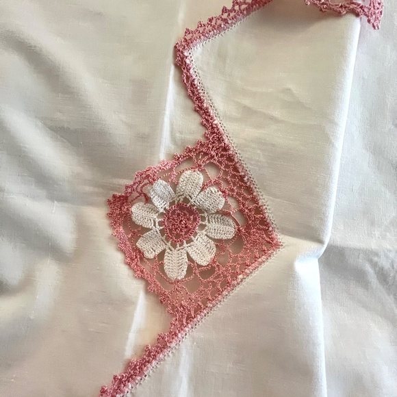 Vintage Pillow Cases/Shams, Set of Two - Picture 6 of 12